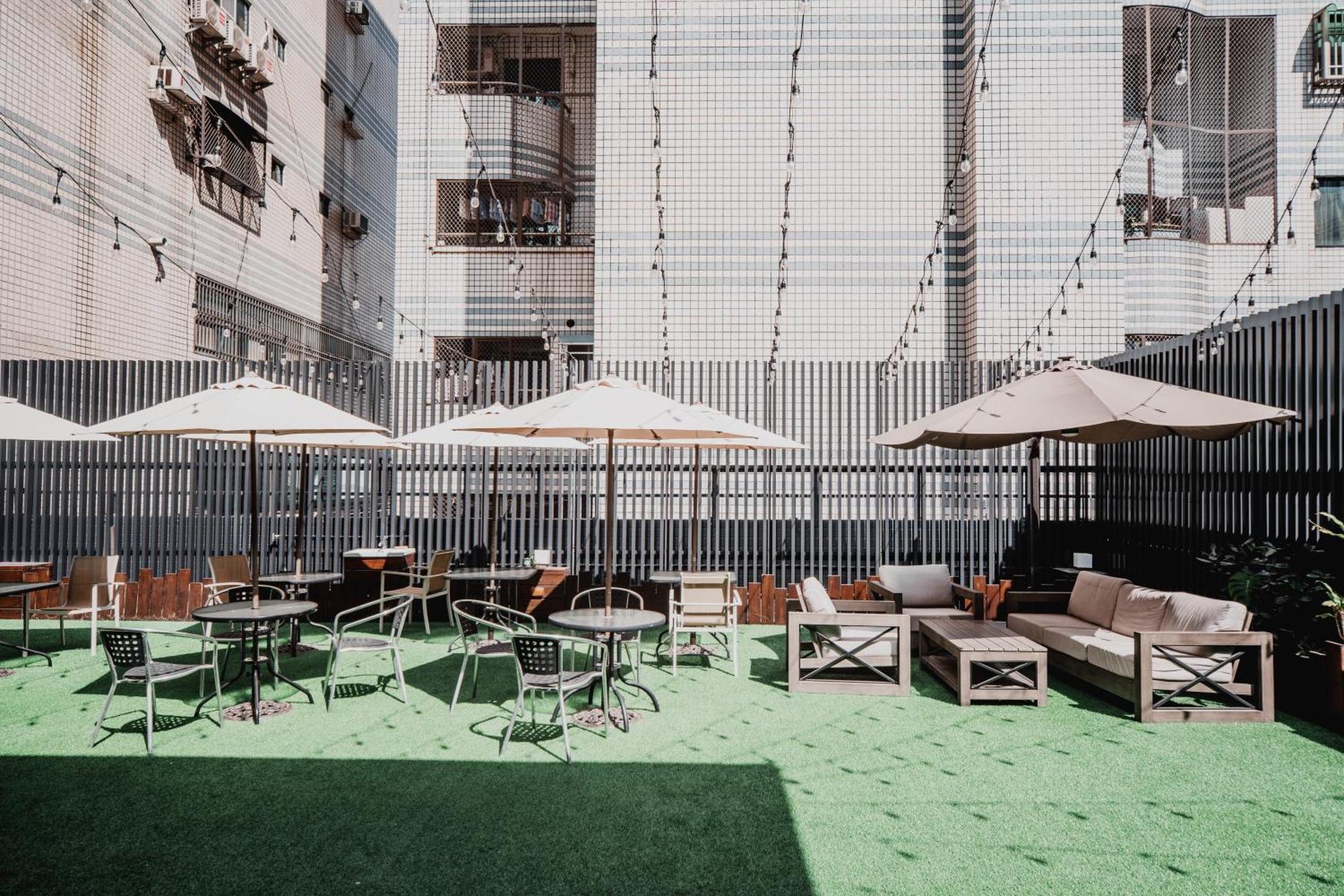 Hub Hotel - Kaohsiung Exterior foto